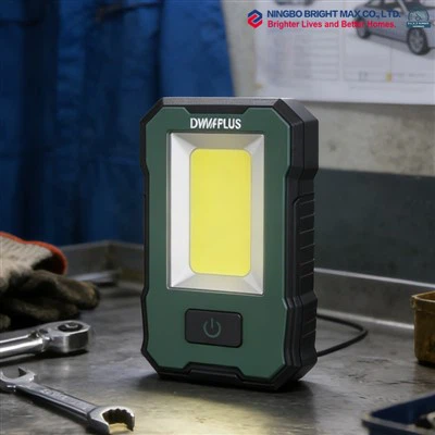 Lampa robocza z możliwością ładowania Cob